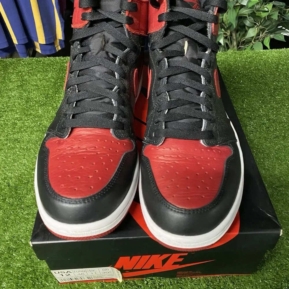 2016 Nike Air Jordan 1 Retro High OG Bred Banned 555088-001 Used Men Size 12
